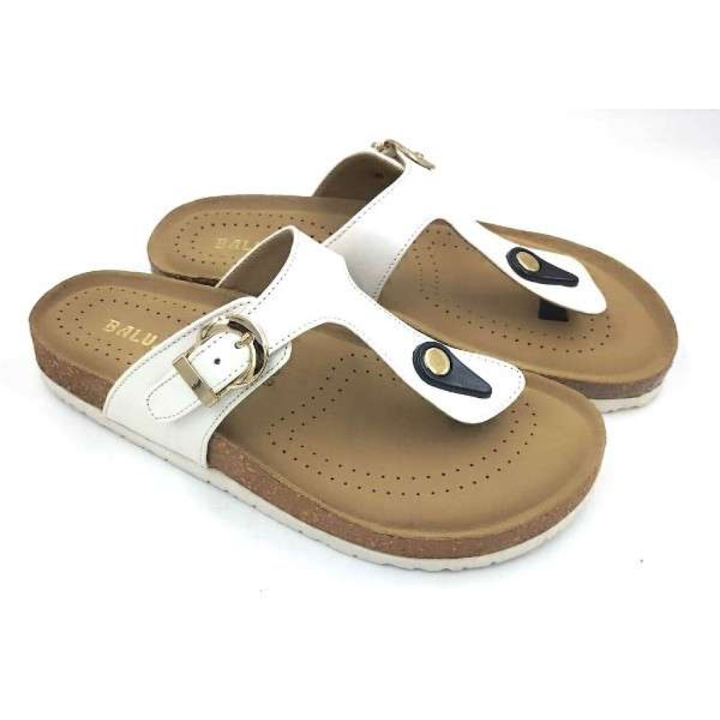 Bal-253 : Balujas White Flat Ladies Chappal